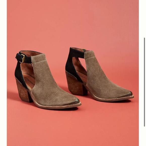 Jeffrey Campbell Anthropologie Woodruff Cutout Ankle Booties size 8 - Picture 11 of 12